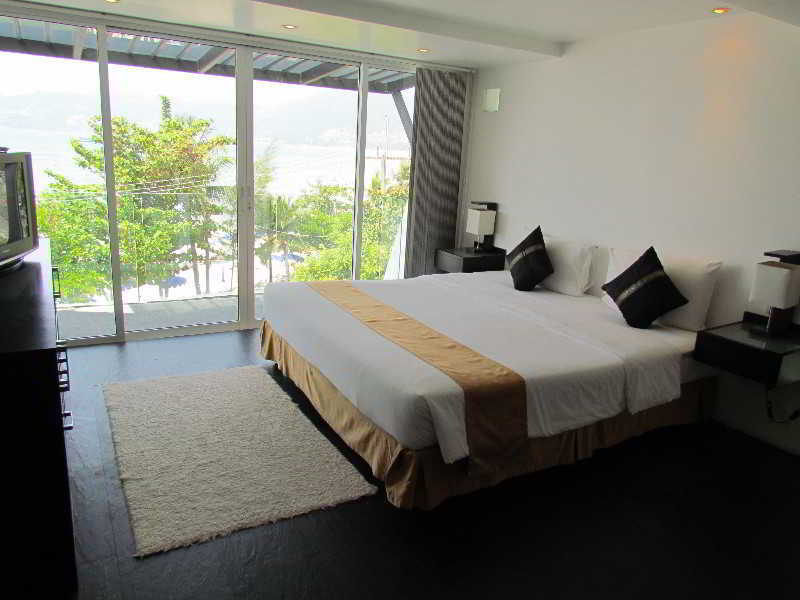The Front Hotel And Apartments Phuket Thailand Hotelbama - 